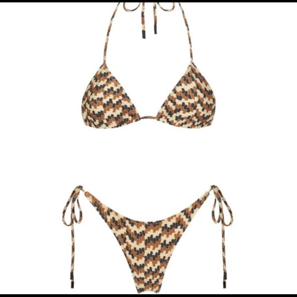 NWT tags triangl swimsuit